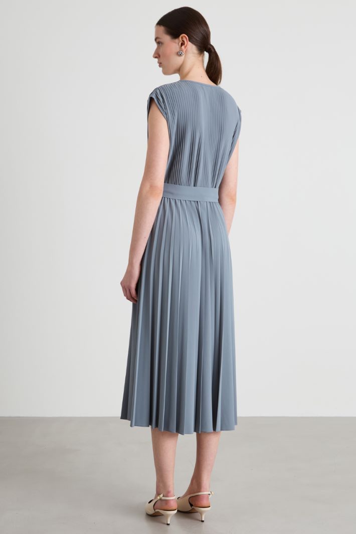 Midi pleated dress Intrend - 3