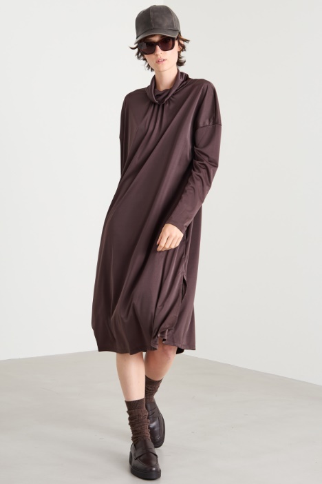 Abito in jersey fluido satin Intrend
