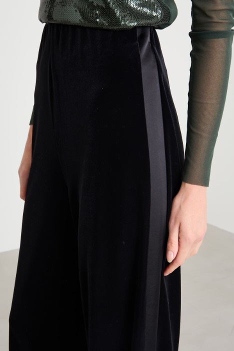 Pantaloni a palazzo in velluto