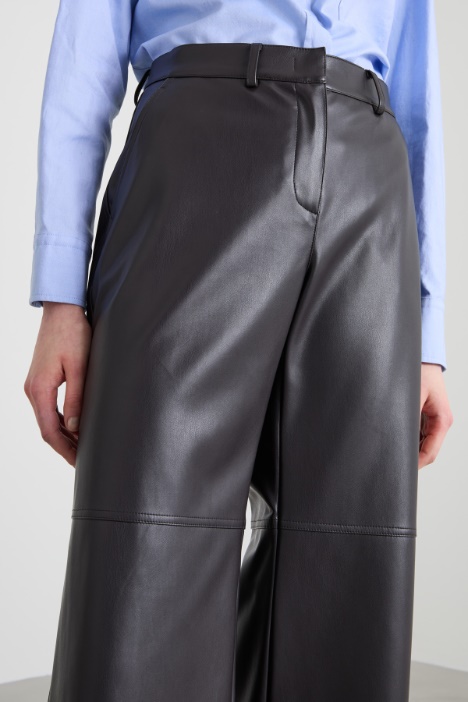 Pantaloni in similpelle