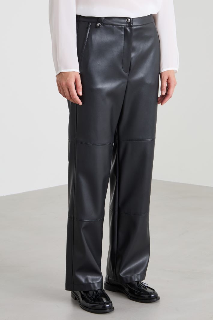 Pantaloni flare in similpelle Intrend - 2