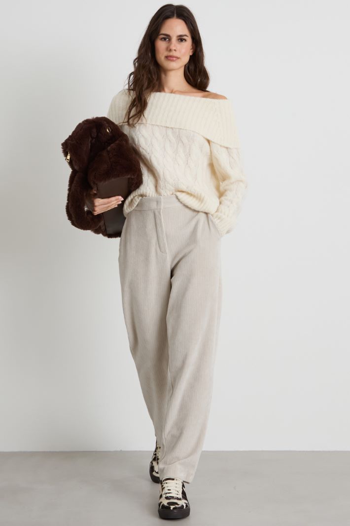 Pantaloni in velluto a coste Intrend