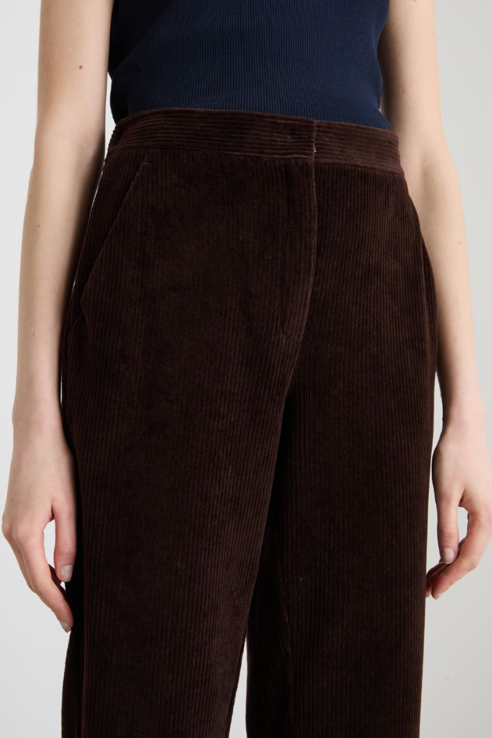 Pantaloni in velluto a coste Intrend - 4