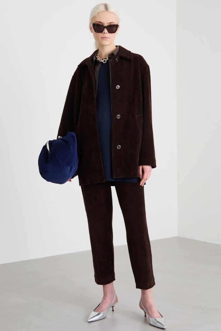 Pantaloni in velluto a coste Intrend