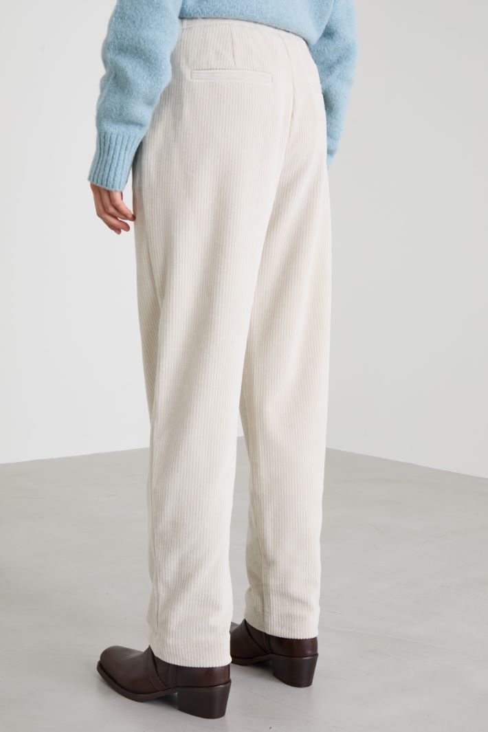 Pantaloni in velluto a coste Intrend - 3