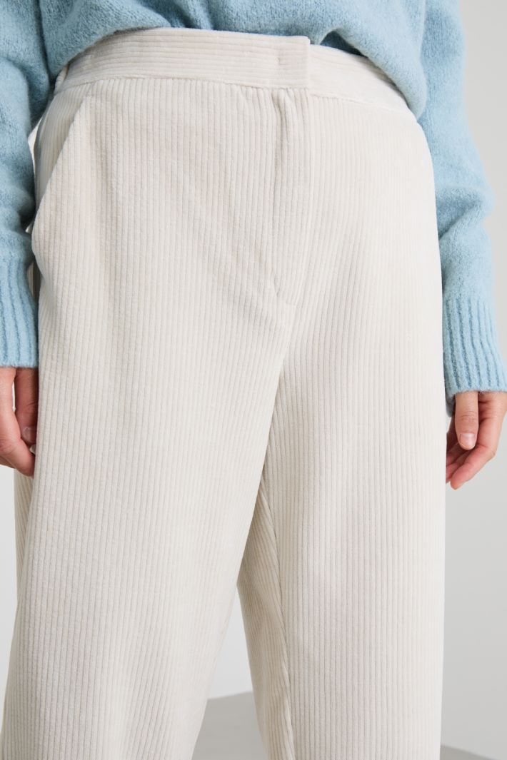 Pantaloni in velluto a coste Intrend - 4