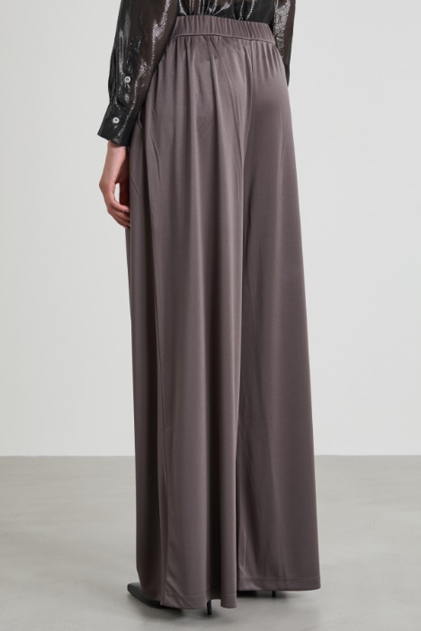 Pantaloni in jersey fluido satin