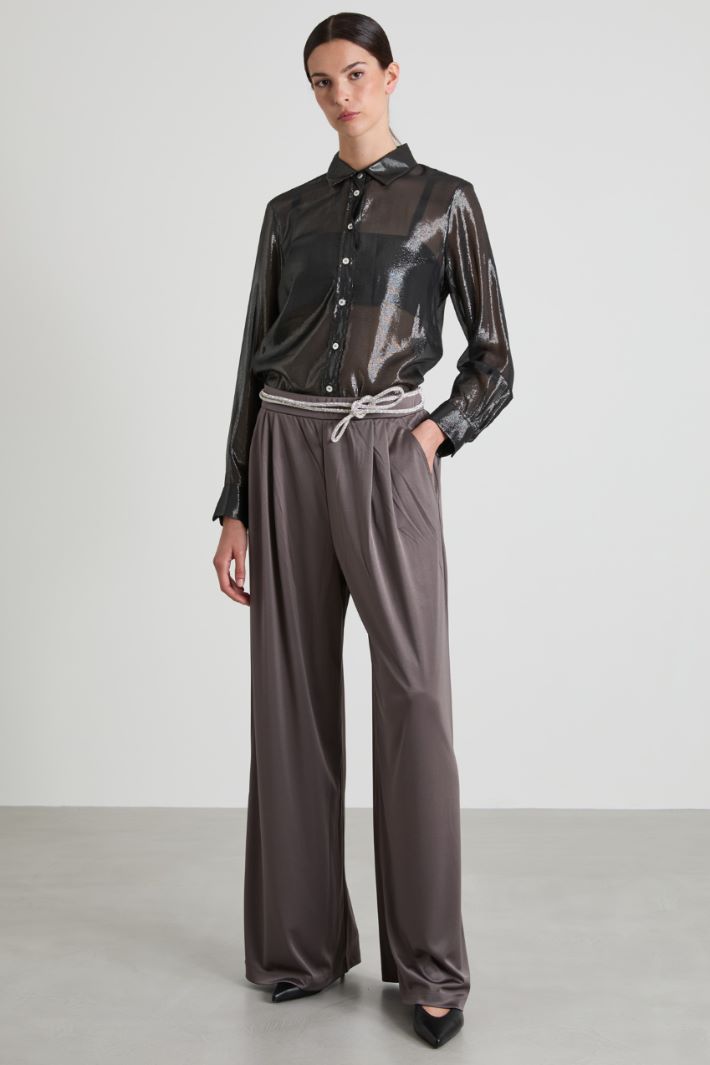 Pantalones fluidos de punto de satén Intrend
