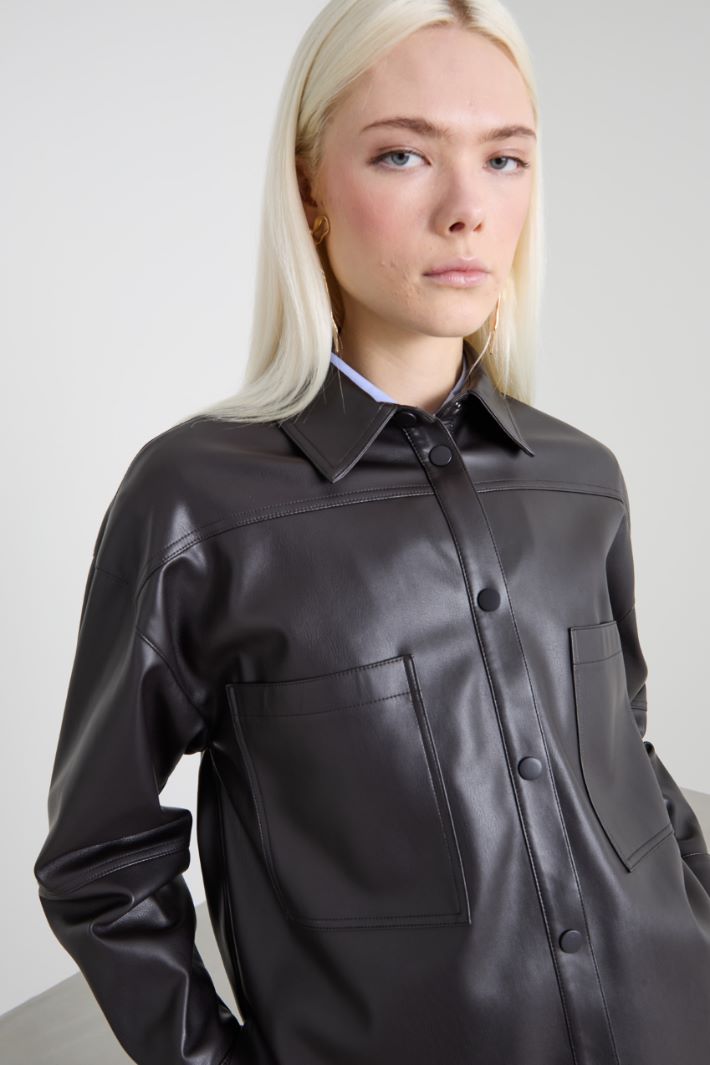 Giacca a camicia in similpelle