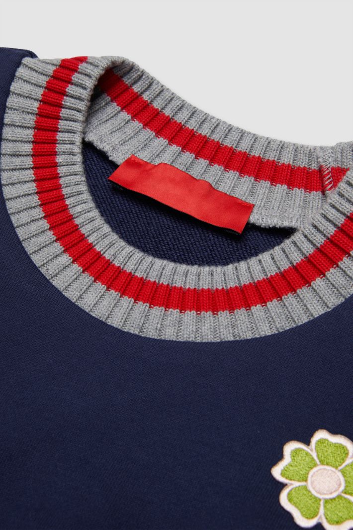 Crew-neck sweatshirt with patches Intrend - 3