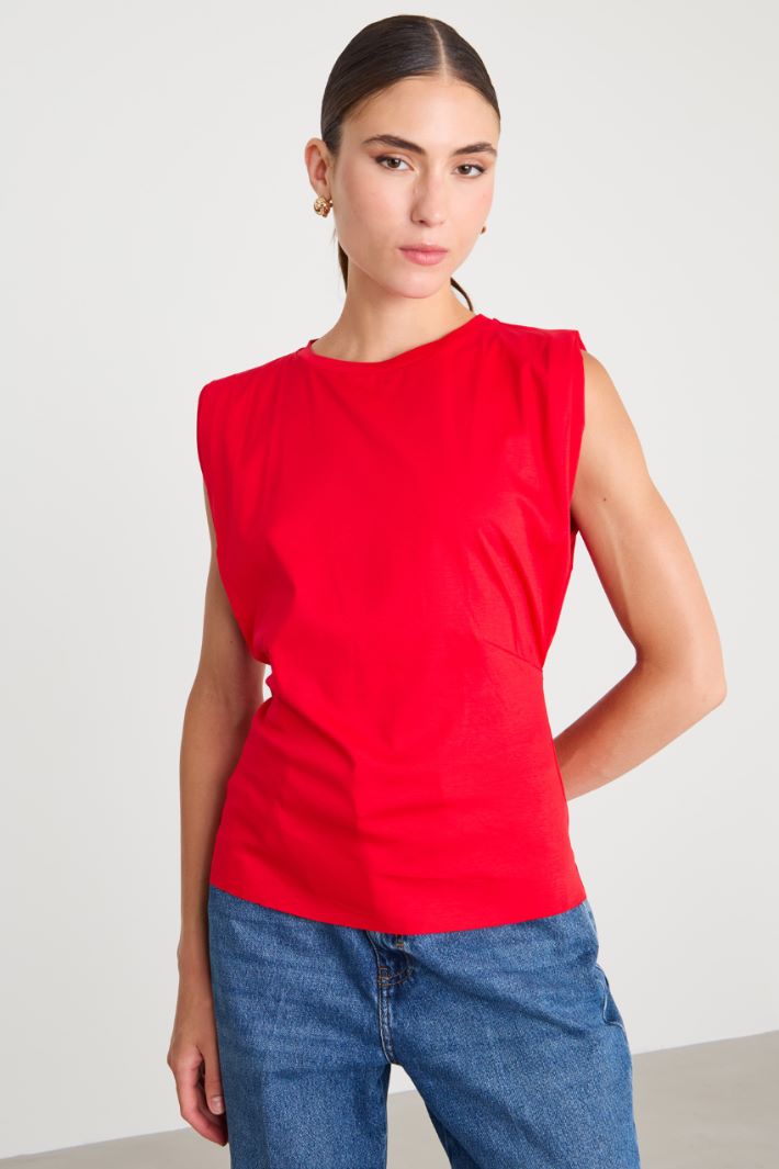 Camiseta plisada Intrend