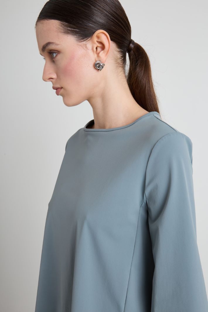 Technical jersey flared blouse Intrend - 4