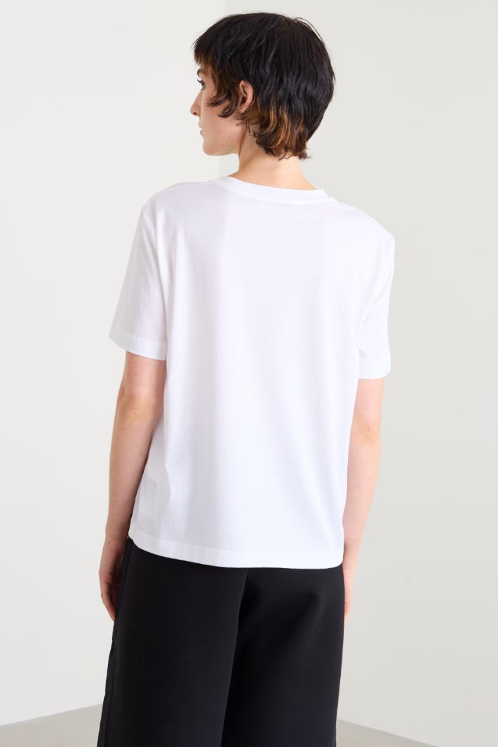 Camiseta con estampado 3D Intrend - 2