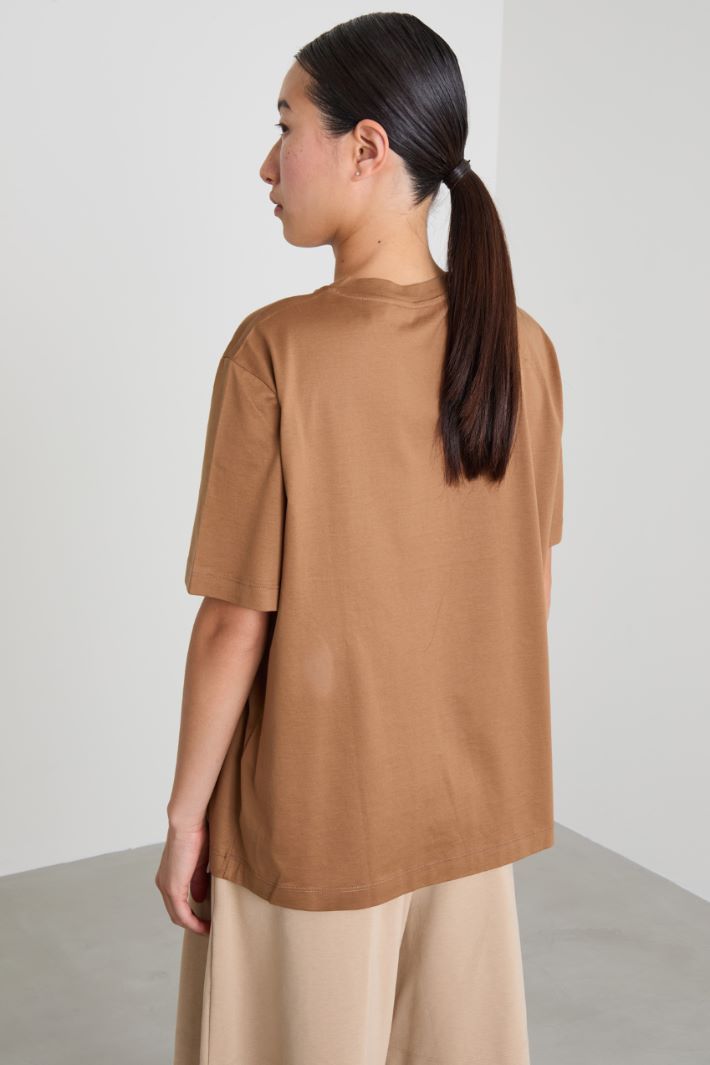 T-shirt con stampa tridimensionale Intrend - 2
