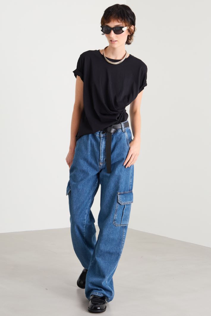 T-shirt con drappeggio Intrend - 3
