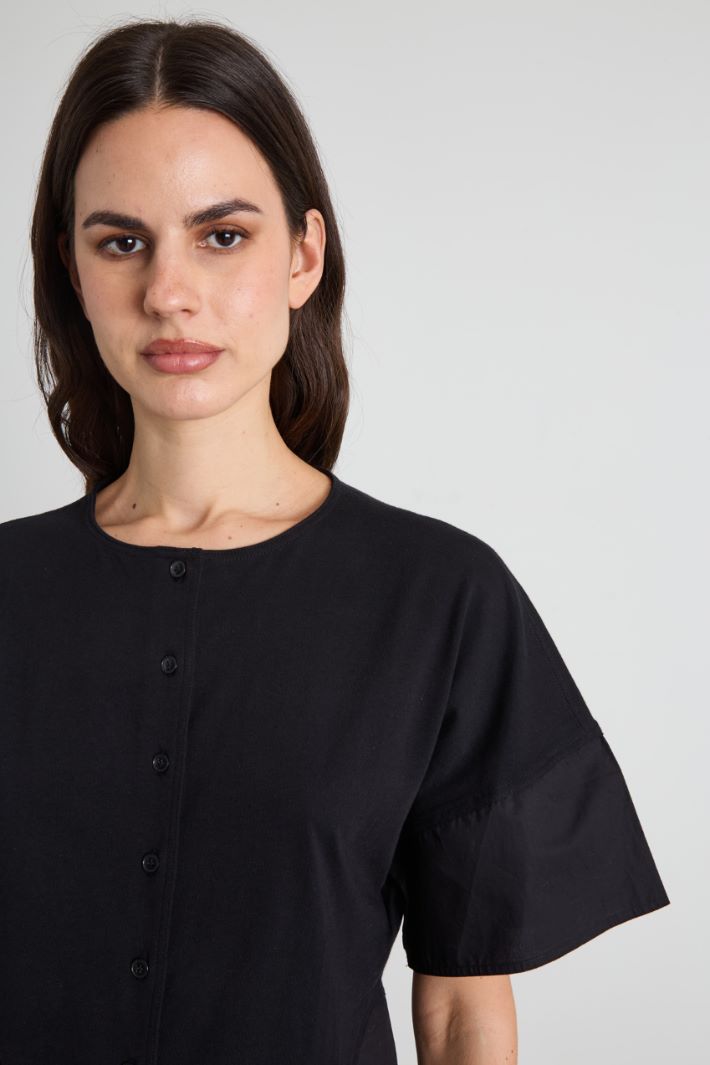 Camiseta de punto con botones Intrend - 4