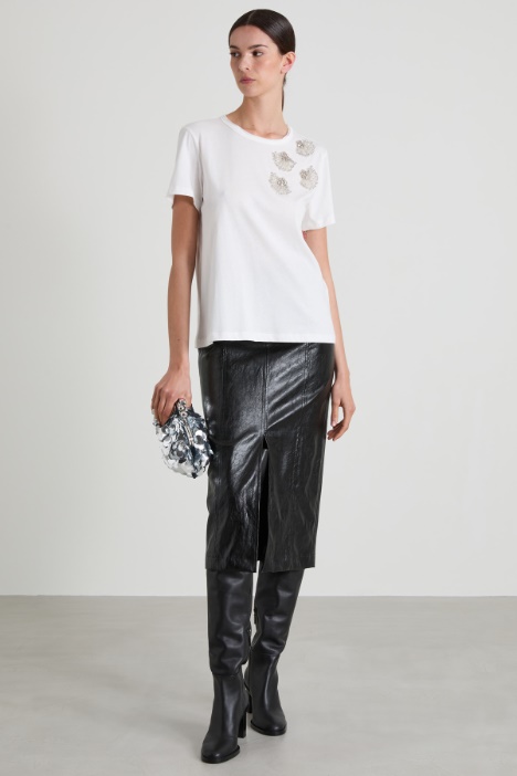 Camiseta con bordado joya Intrend