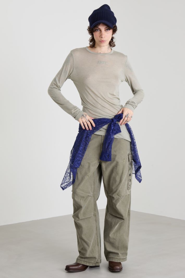 T-shirt with asymmetrical bottom Intrend - 3