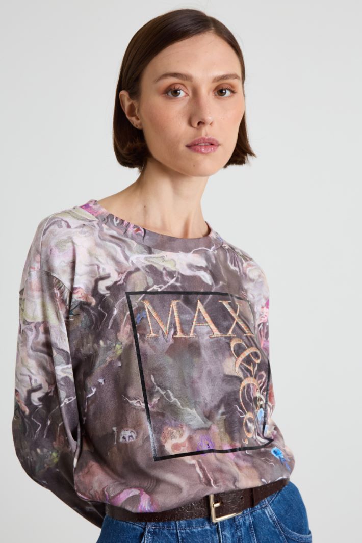 Camiseta con bordado Intrend