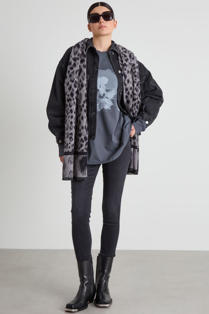 T-shirt oversize con stampa Intrend - 3