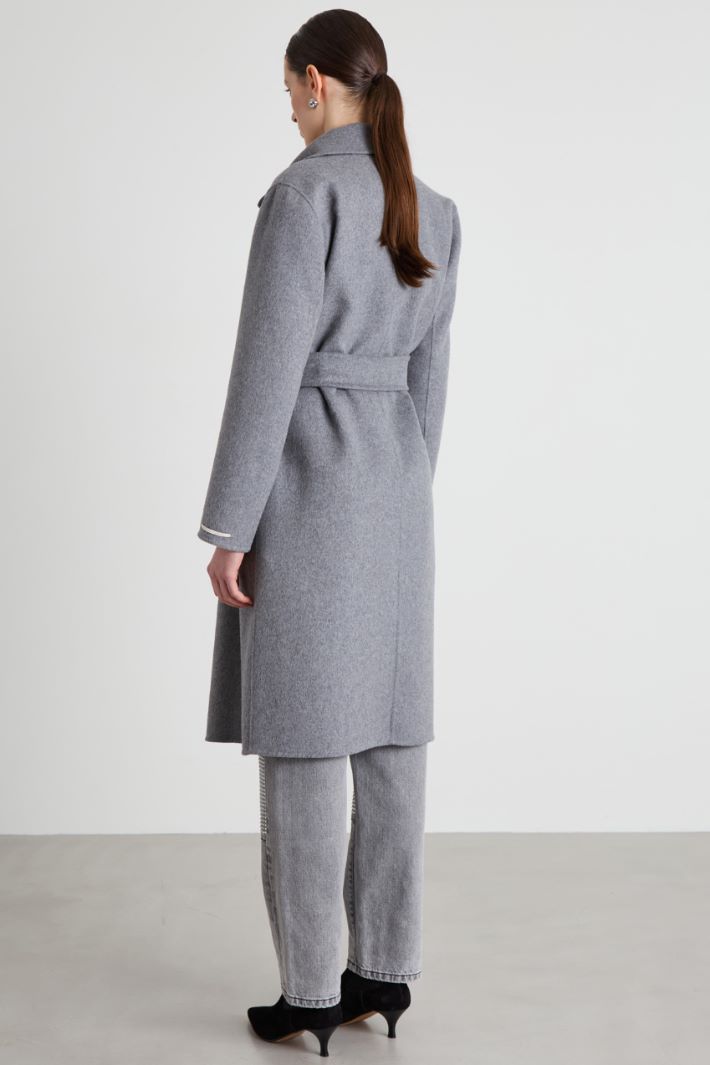 Cappotto a vestaglia