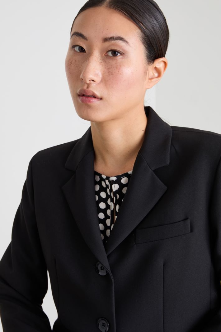 Fitted-waist blazer Intrend - 4