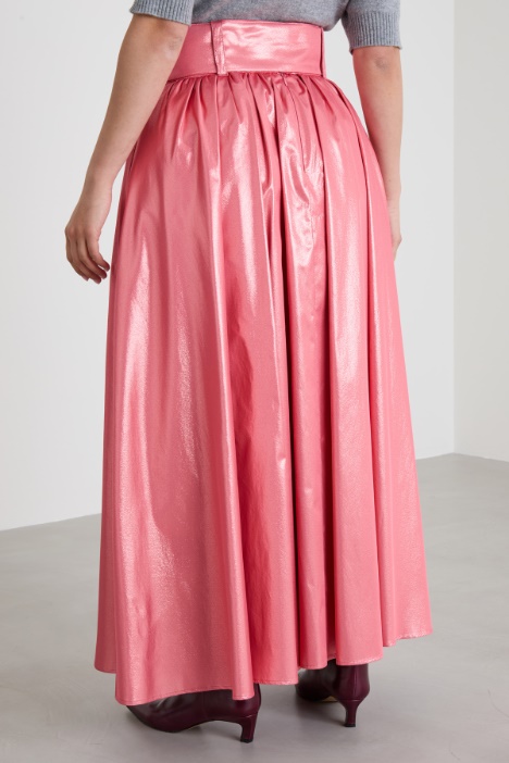 Gonna laminata con cintura