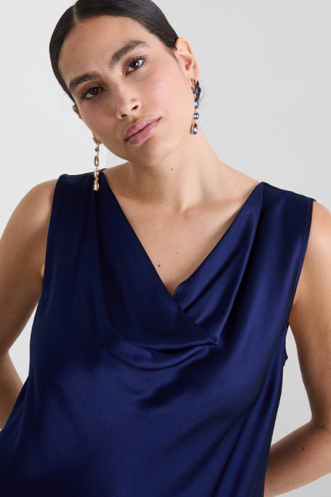 Top de satén con drapeado