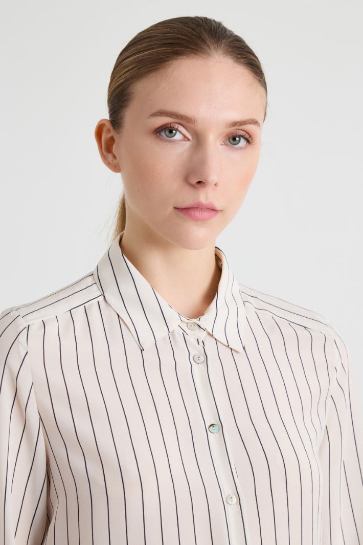 Camicia in crépe de chine Intrend - 4