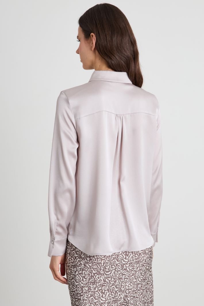 Camicia in raso martellato Intrend - 2