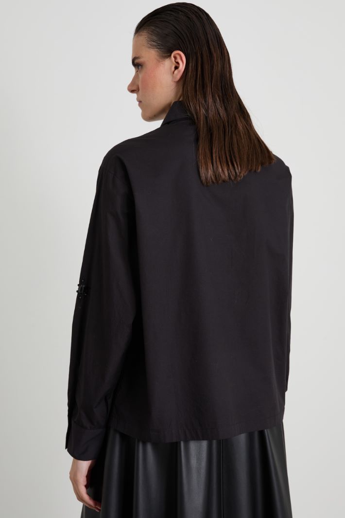 Embroidered shirt Intrend - 2