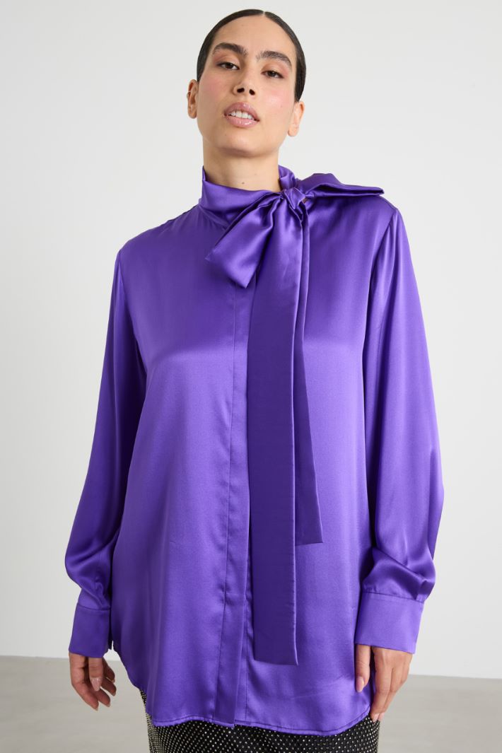 Camicia in raso di seta Intrend