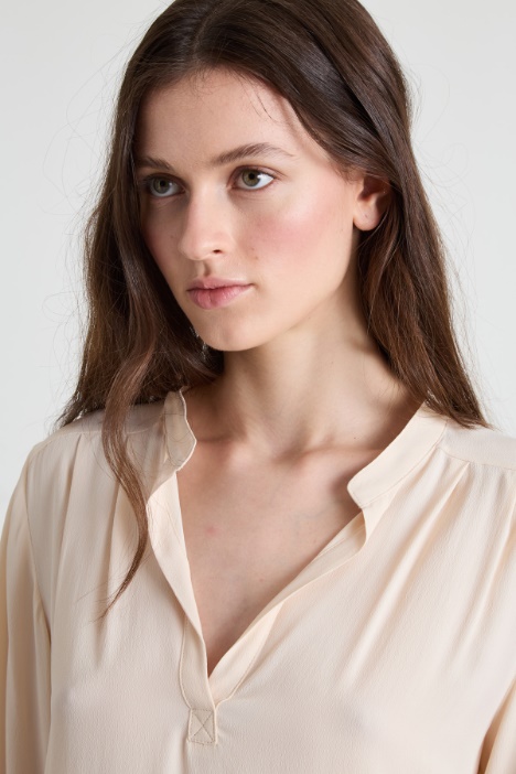 Blusa in misto seta