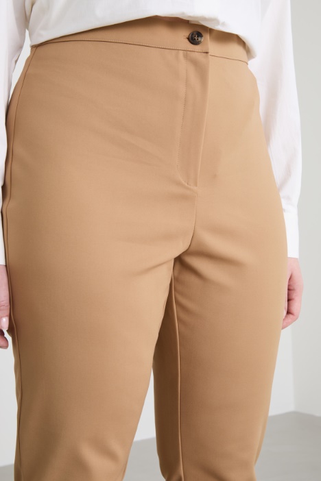 Pantaloni slim in tela