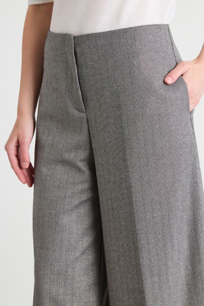 Cropped lurex trousers Intrend - 4