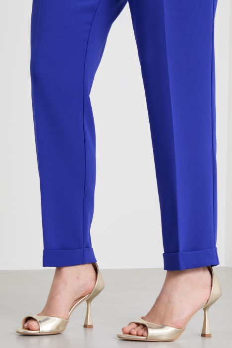 Pantaloni slim in cady