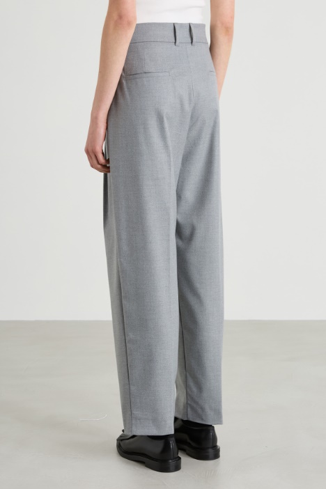 Pantaloni baggy con pinces