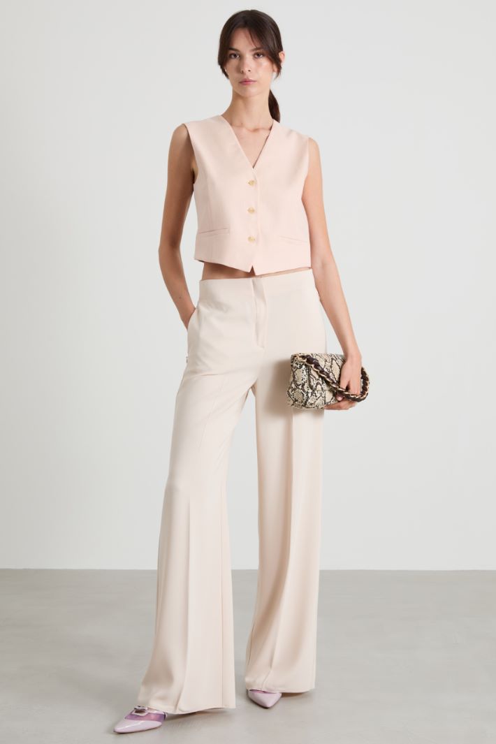 Wide-leg trousers Intrend
