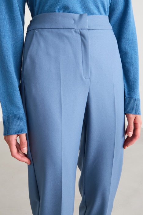 Pantaloni a sigaretta