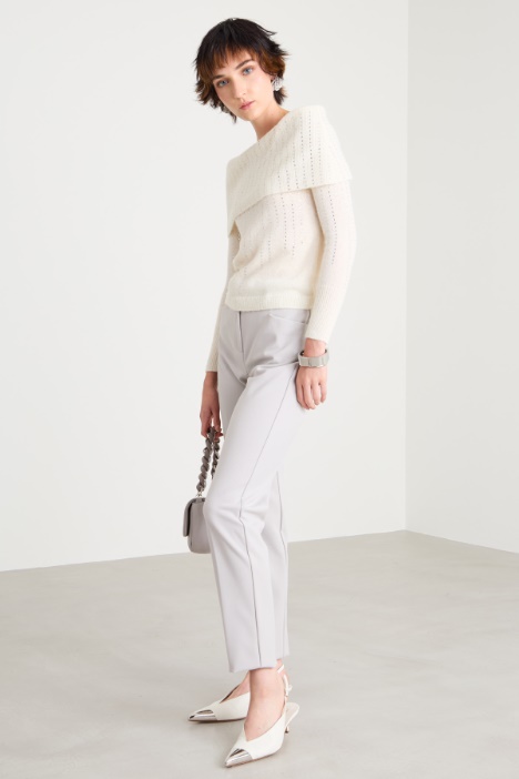 Semi-fitted trousers Intrend