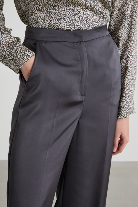 Pantaloni a palazzo in raso