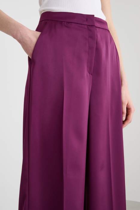 Pantaloni a palazzo in raso