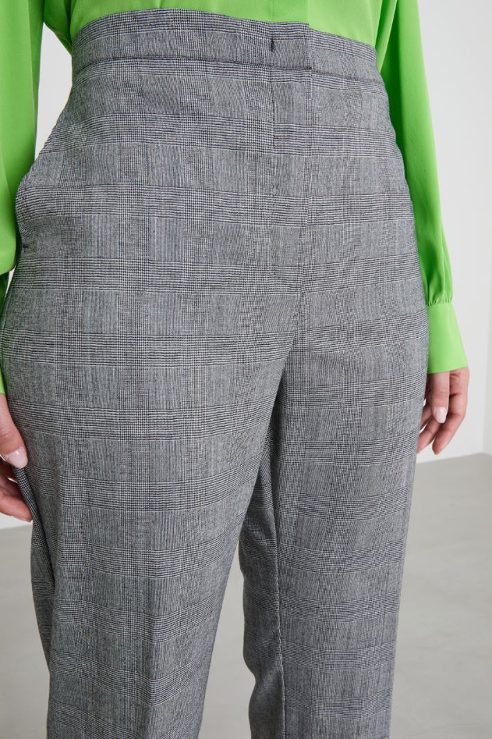 Pantaloni in batavia di lana Intrend - 4