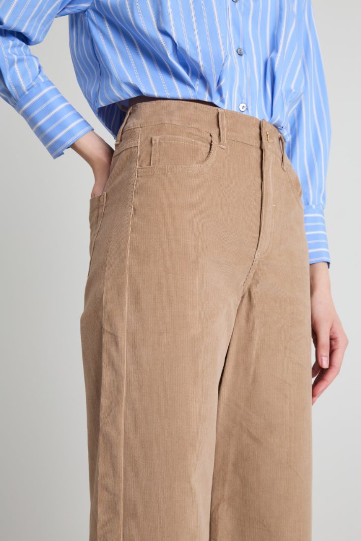 Corduroy trousers Intrend - 4