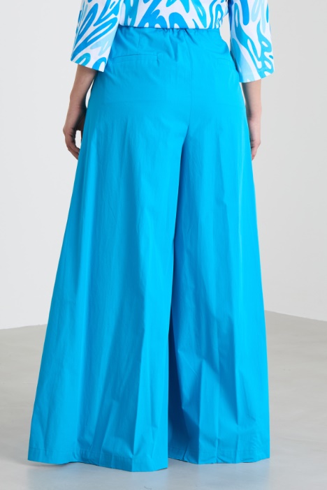 Pantaloni ampi in popeline