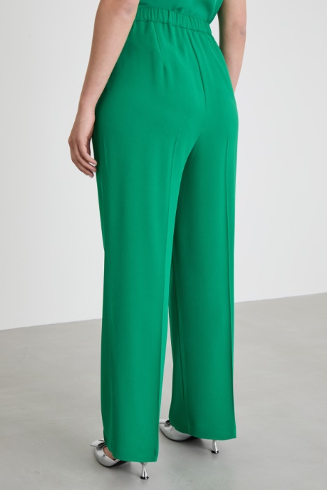 Pantaloni dritti in enver satin