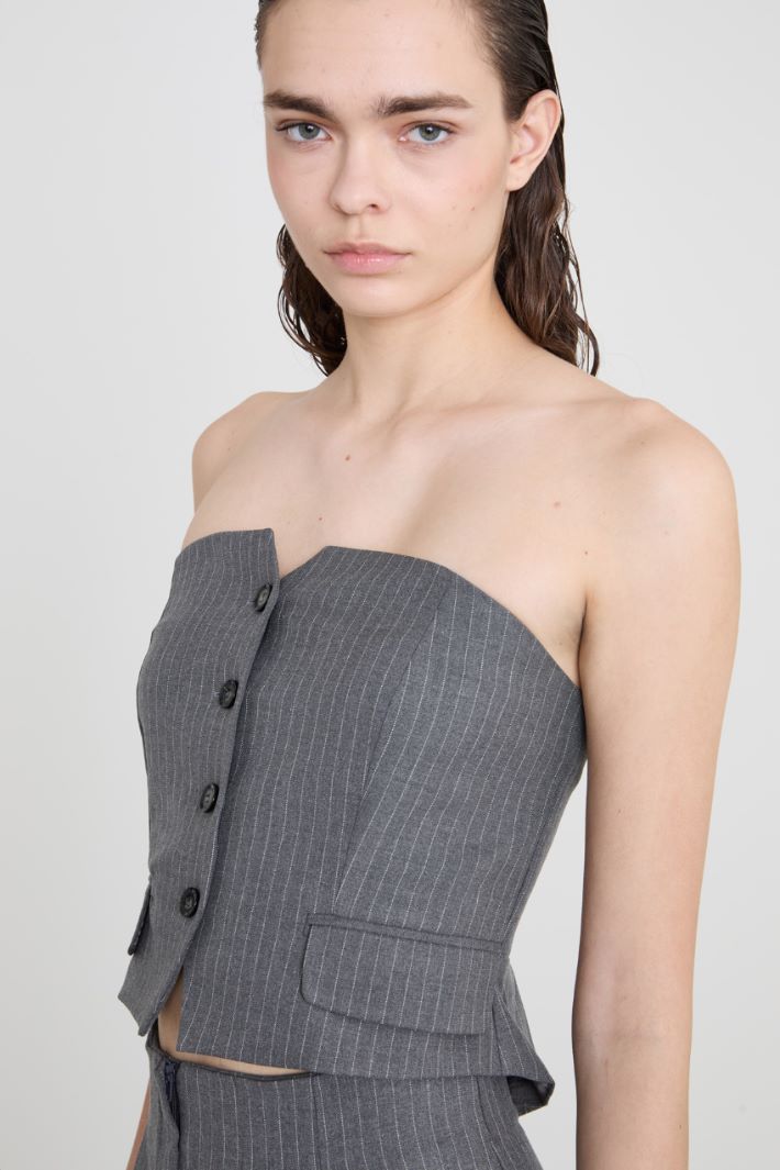Buttoned bustier top Intrend - 4