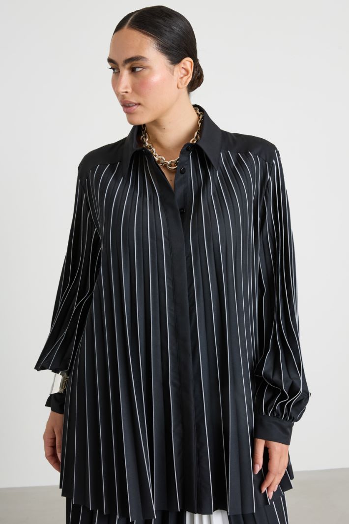 Camicia in crépe plissé Intrend - 2