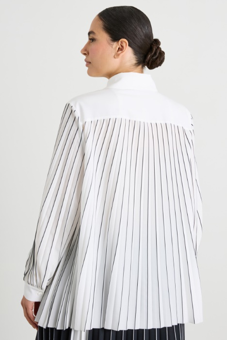 Camicia in crépe plissé