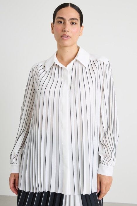 Pleated crepe shirt Intrend